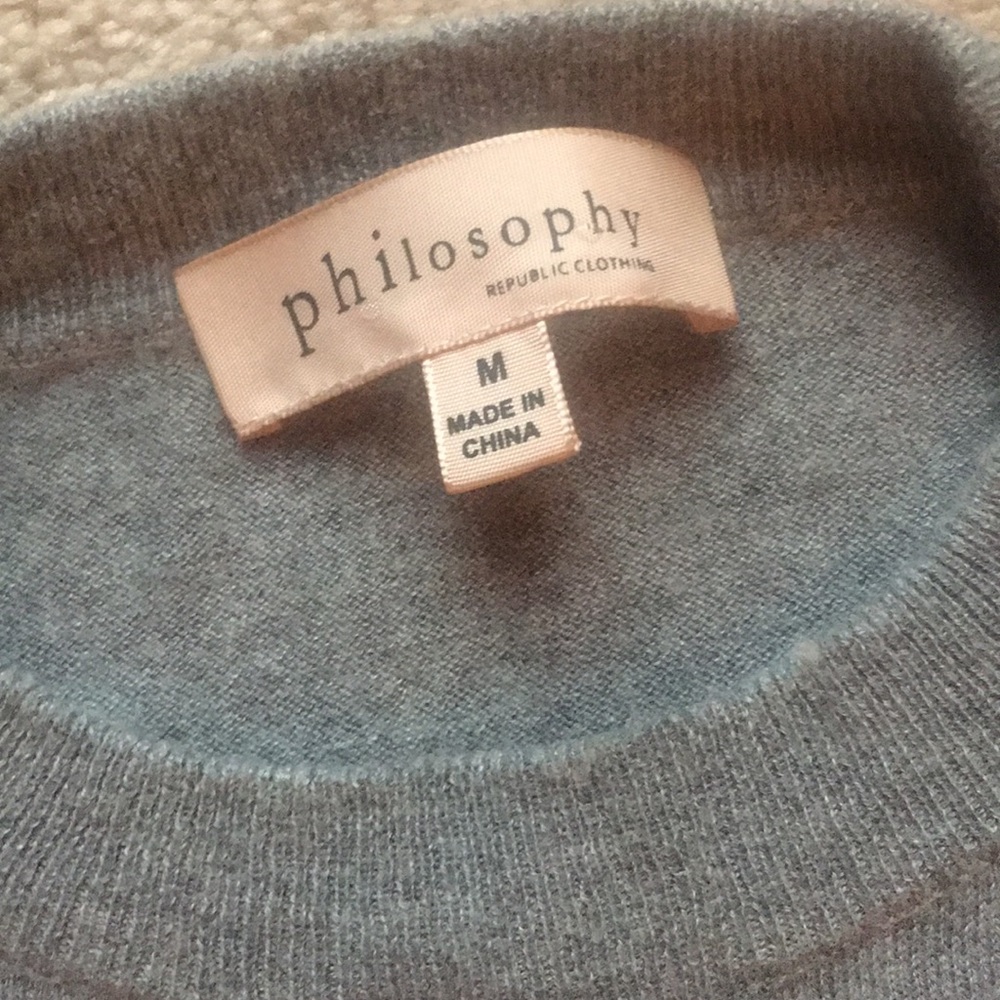 Philosophy gray sweater in GUC - Picture 2 of 6